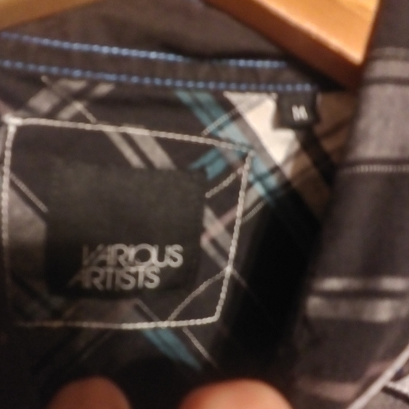 SHIRT - Picture 4 of 4